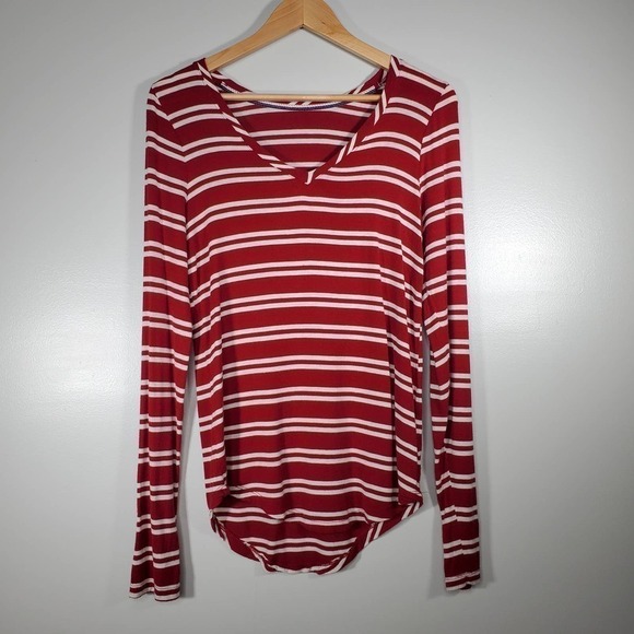 Poof! Striped V-Neck Long Sleeve Top Red White Size Large - Picture 7 of 7